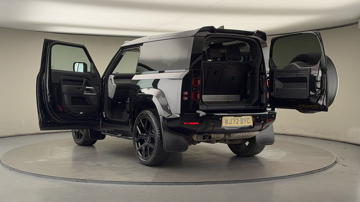 Used Land Rover Defender 90 2022 for sale - 76924153: Photo 23