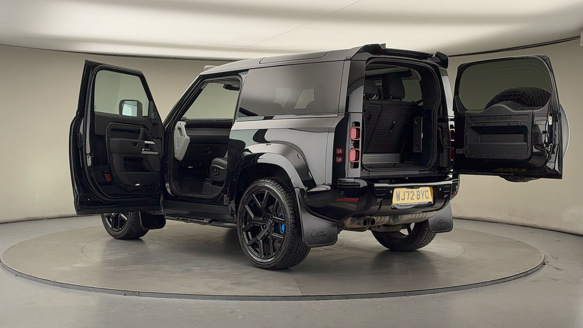 Used Land Rover Defender 90 2022 for sale - 76924153: Photo 45