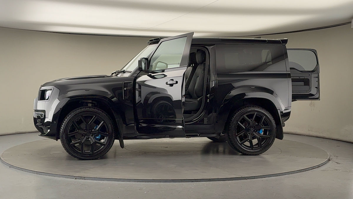 Used Land Rover Defender 90 2022 for sale - 76924153: Photo 49