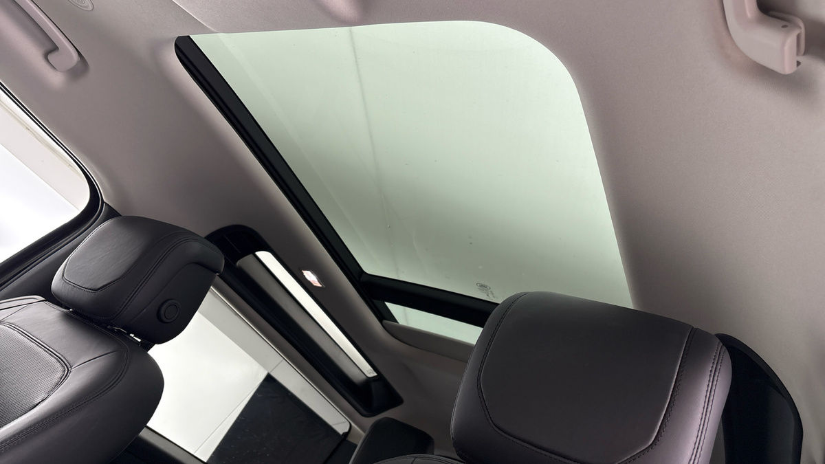 Used Land Rover Defender 90 2022 for sale - 76924153: Photo 6