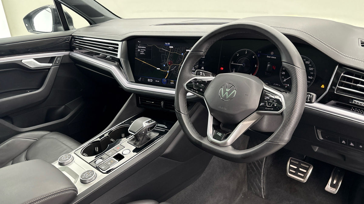 Used Volkswagen Touareg 2023 for sale - 78182397: Photo 5