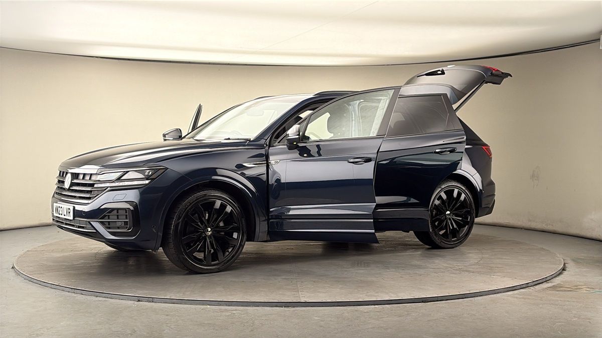 Used Volkswagen Touareg 2023 for sale - 78182397: Photo 52