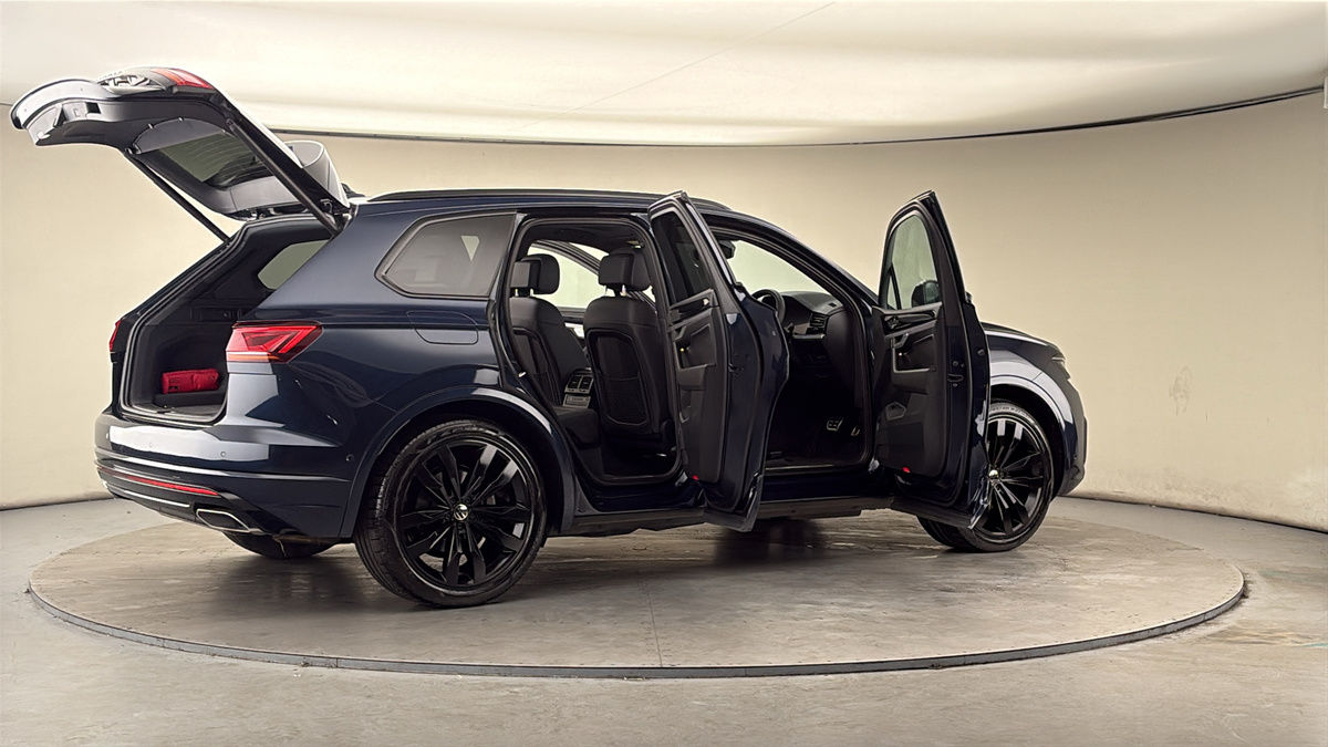 Used Volkswagen Touareg 2023 for sale - 78182397: Photo 61