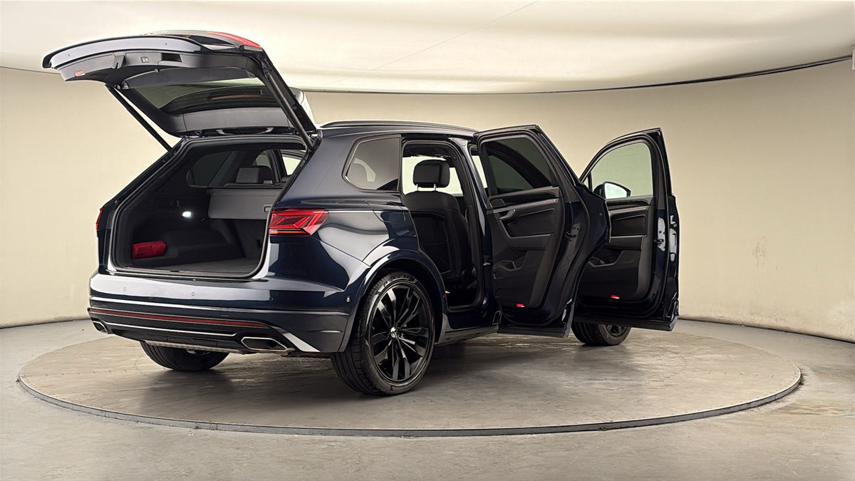 Used Volkswagen Touareg 2023 for sale - 78182397: Photo 62