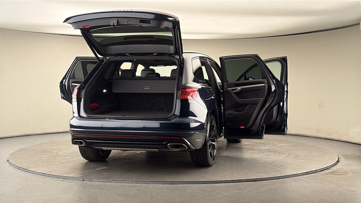 Used Volkswagen Touareg 2023 for sale - 78182397: Photo 63