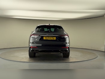 Used Maserati Levante 2021 for sale - 75924518: Photo