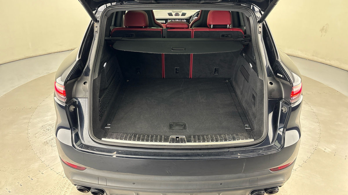 Used Porsche Cayenne 2022 for sale - 76536416: Photo 11
