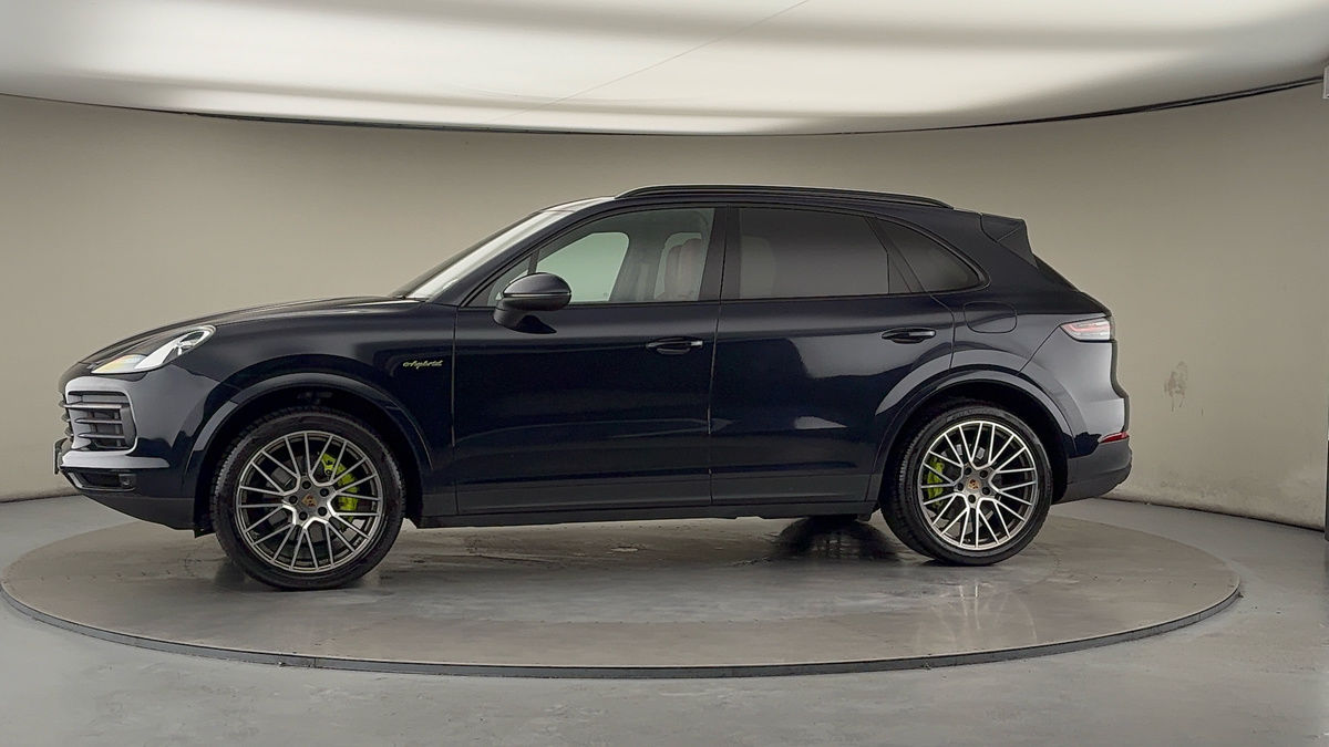 Used Porsche Cayenne 2022 for sale - 76536416: Photo 31
