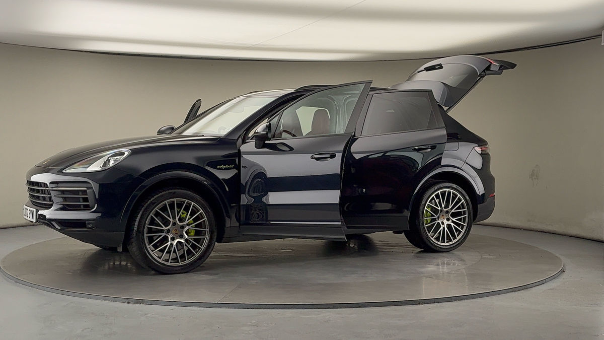 Used Porsche Cayenne 2022 for sale - 76536416: Photo 51