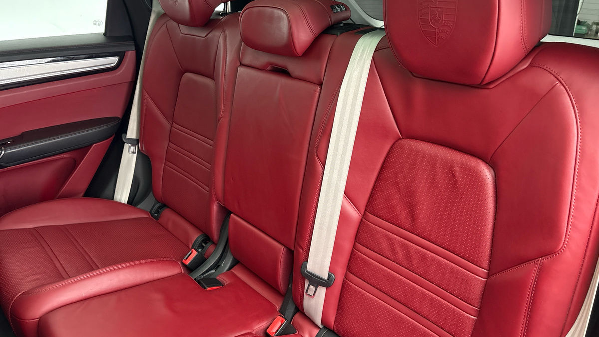 Used Porsche Cayenne 2022 for sale - 76536416: Photo 8