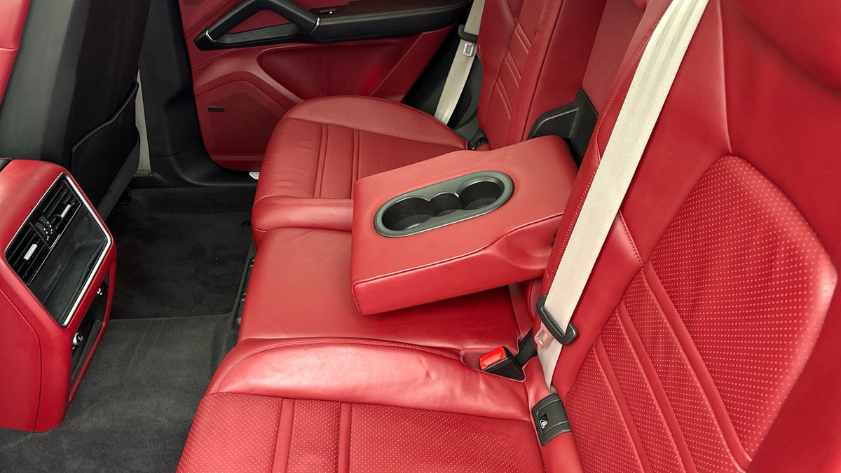 Used Porsche Cayenne 2022 for sale - 76536416: Photo 9