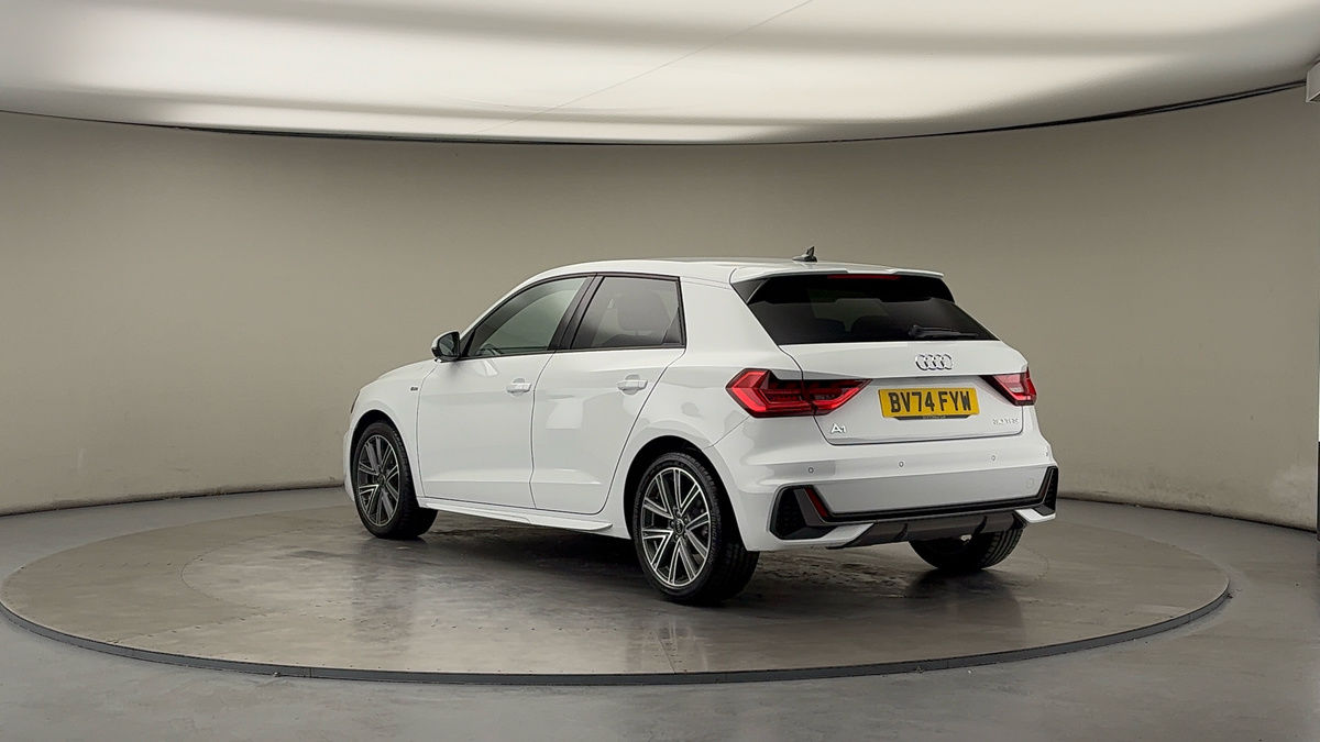 Used Audi A1 2024 for sale - 76334548: Photo 2