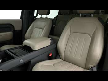 Used Land Rover Defender 90 2021 for sale - 73703408: Photo