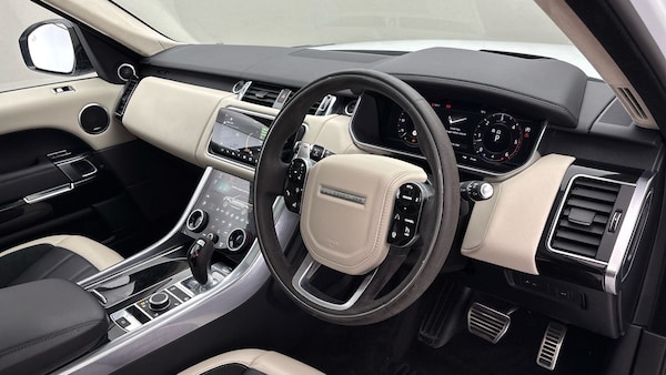 Used Land Rover Range Rover Sport 2020 for sale - 76133235: Photo 5