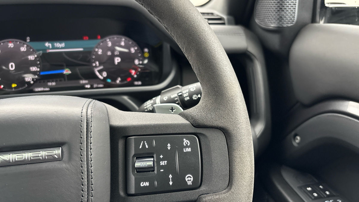 Used Land Rover Defender 2022 for sale - 78213241: Photo 14