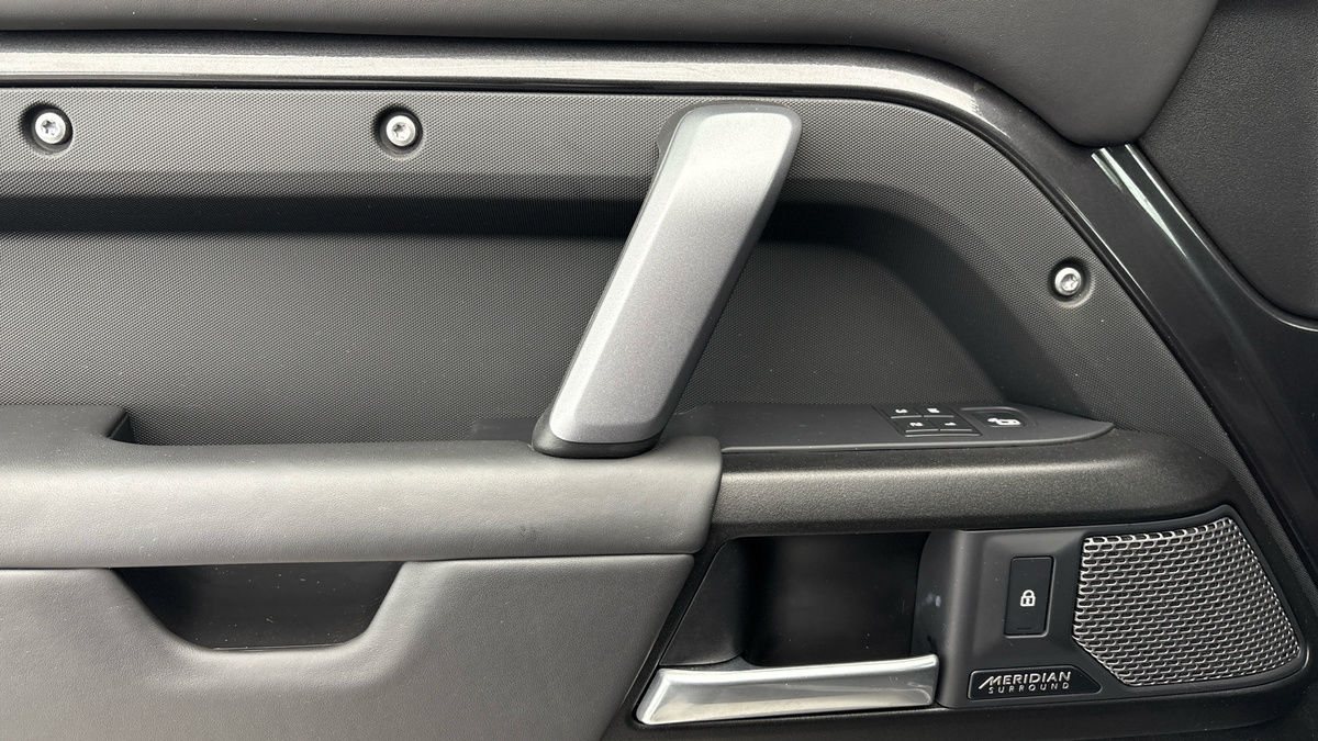 Used Land Rover Defender 2022 for sale - 78213241: Photo 19