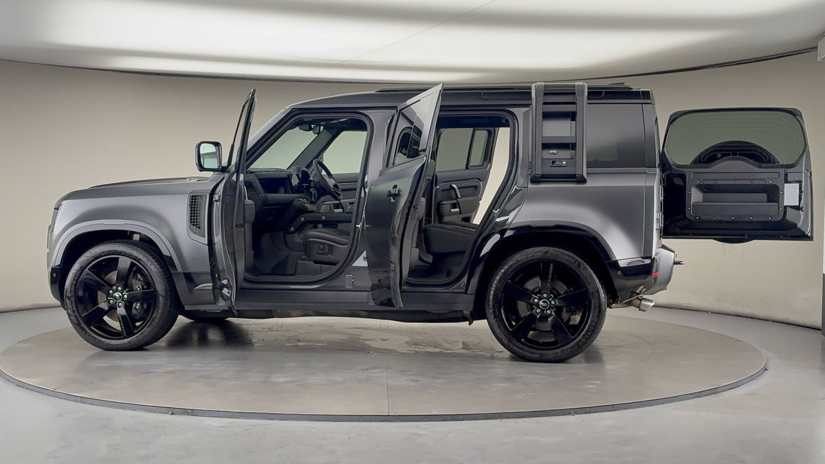 Used Land Rover Defender 2022 for sale - 78213241: Photo 48