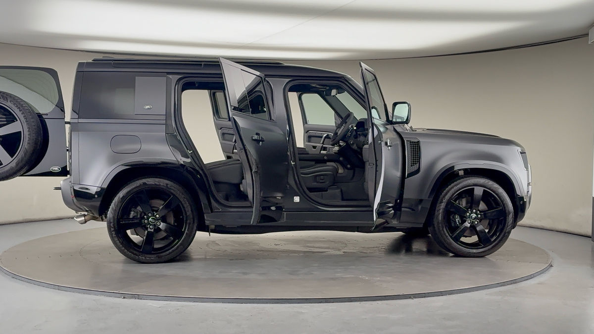 Used Land Rover Defender 2022 for sale - 78213241: Photo 58