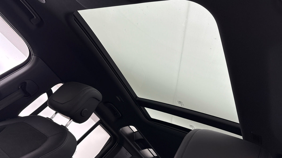 Used Land Rover Defender 2022 for sale - 78213241: Photo 6