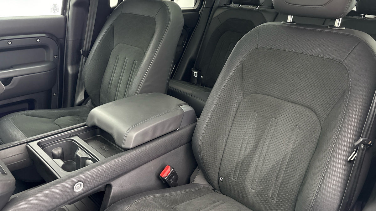 Used Land Rover Defender 2022 for sale - 78213241: Photo 7