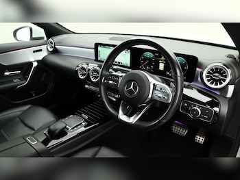Used Mercedes-Benz CLA 2022 for sale - 75322016: Photo