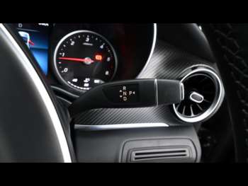 Used Mercedes-Benz V-Class 2023 for sale - 74785136: Photo