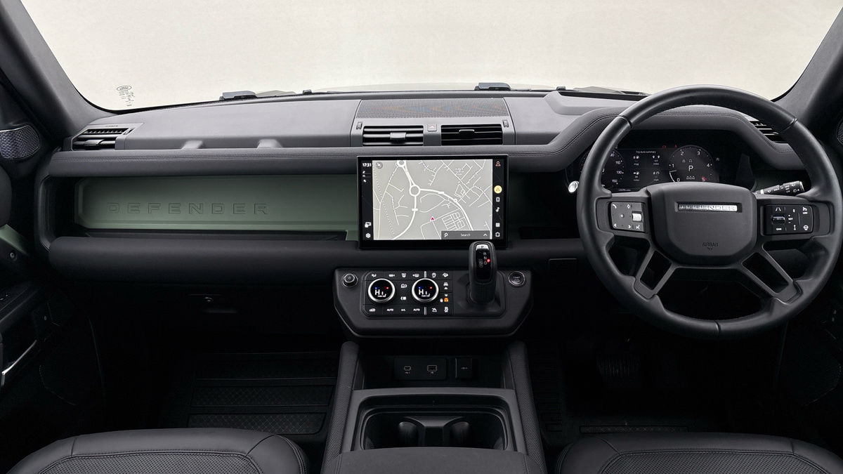 Used Land Rover Defender 90 2023 for sale - 77228052: Photo 12