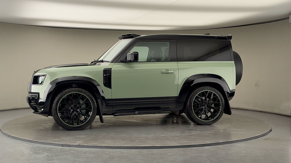 Used Land Rover Defender 90 2023 for sale - 77228052: Photo 34