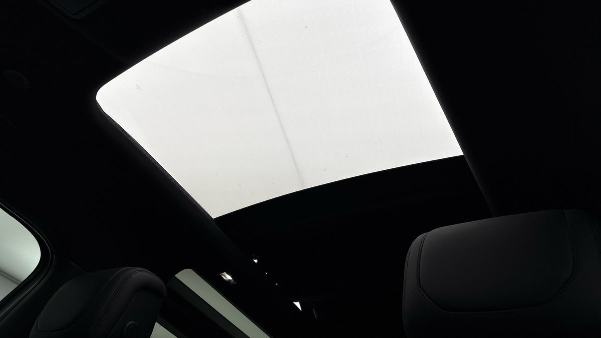 Used Land Rover Defender 90 2023 for sale - 77228052: Photo 6