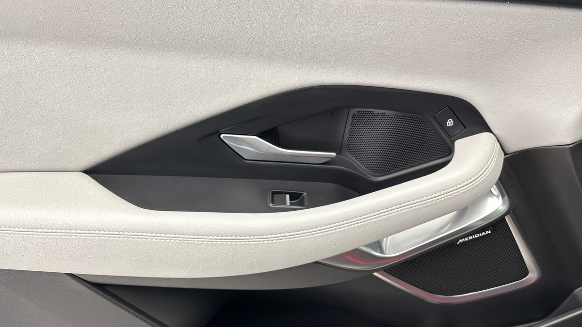 Used Jaguar E-Pace 2024 for sale - 77277055: Photo 19