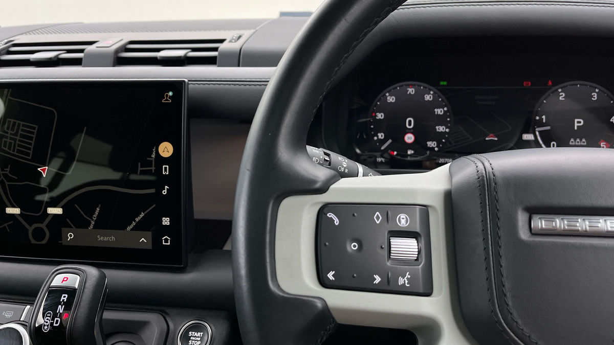 Used Land Rover Defender 110 2024 for sale - 75912462: Photo 16