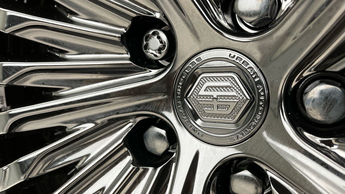 Used Land Rover Defender 110 2024 for sale - 75912462: Photo 27