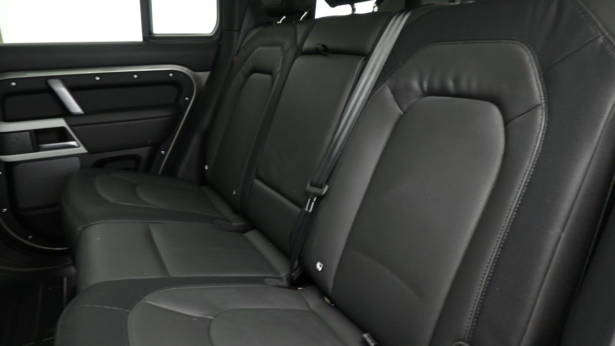 Used Land Rover Defender 110 2024 for sale - 75912462: Photo 6