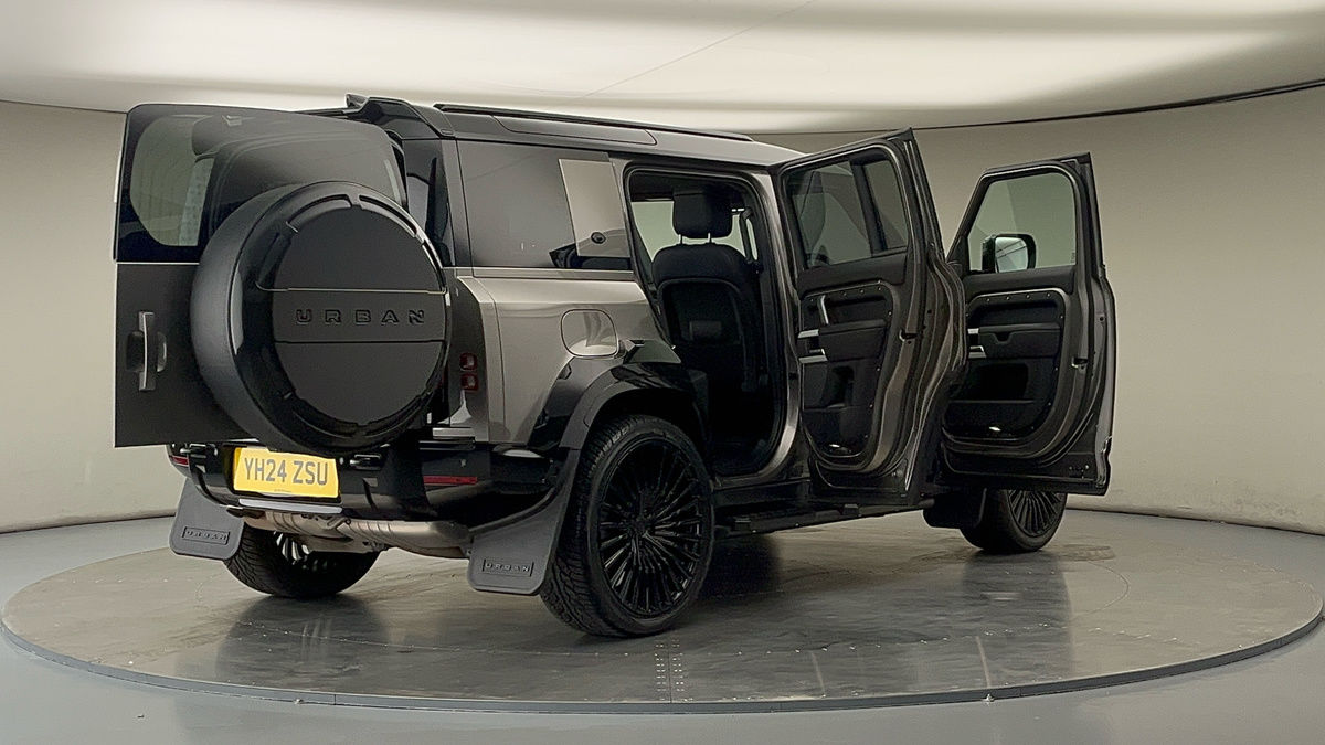 Used Land Rover Defender 110 2024 for sale - 75912462: Photo 60