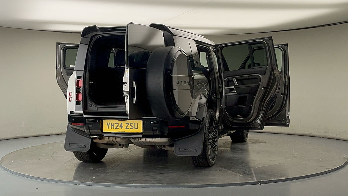 Used Land Rover Defender 110 2024 for sale - 75912462: Photo 61