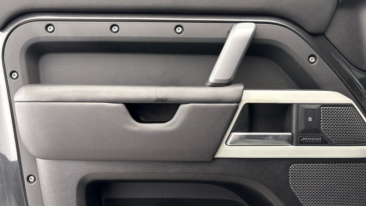 Used Land Rover Defender 2022 for sale - 77370430: Photo 19