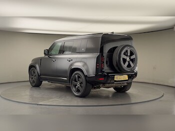 Used Land Rover Defender 2022 for sale - 77370430: Photo
