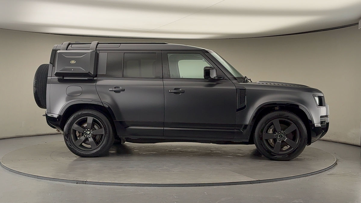 Used Land Rover Defender 2022 for sale - 77370430: Photo 37