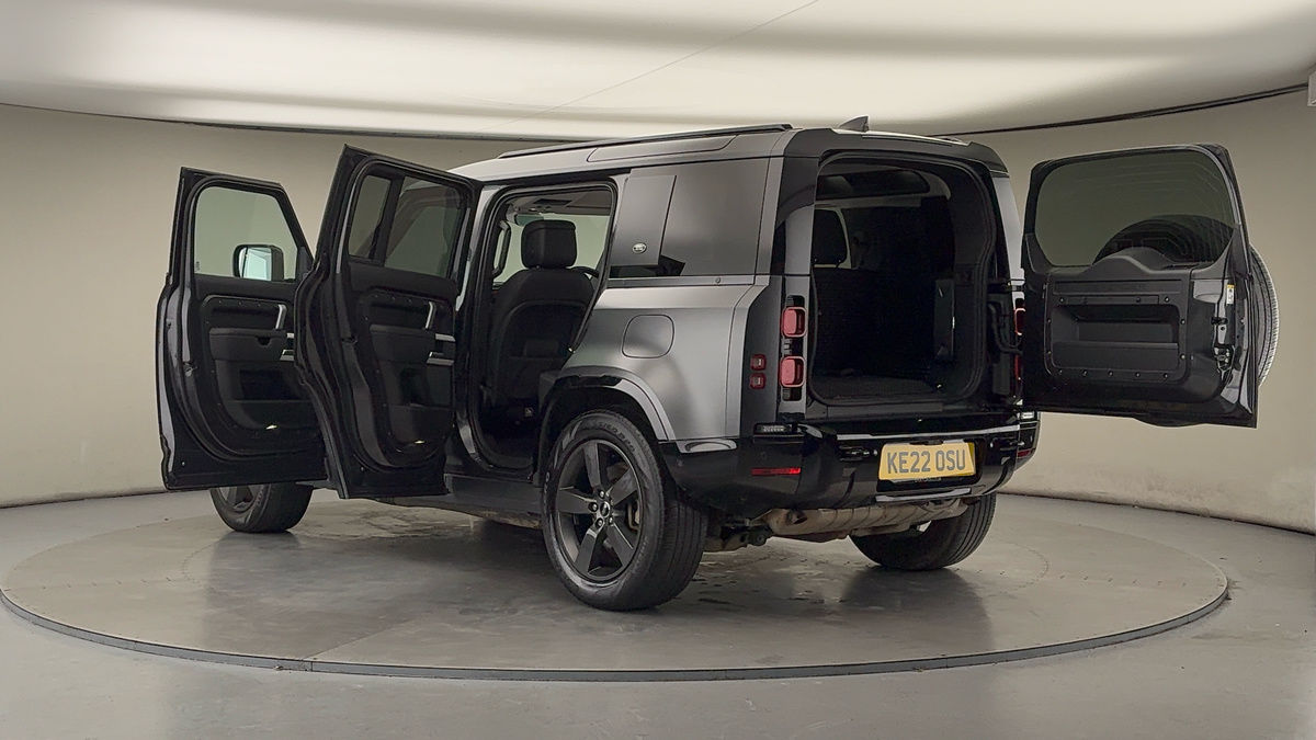 Used Land Rover Defender 2022 for sale - 77370430: Photo 44