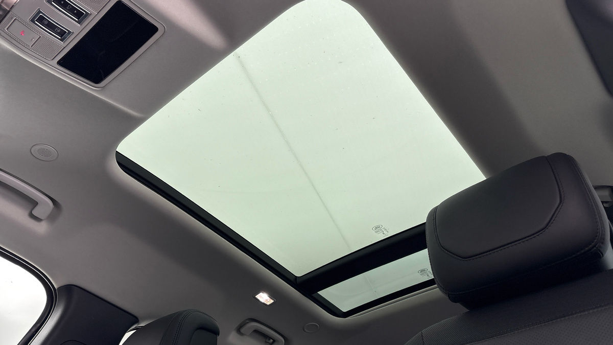 Used Land Rover Defender 2022 for sale - 77370430: Photo 6