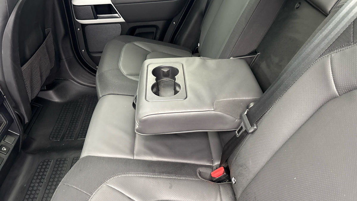 Used Land Rover Defender 2022 for sale - 77370430: Photo 9