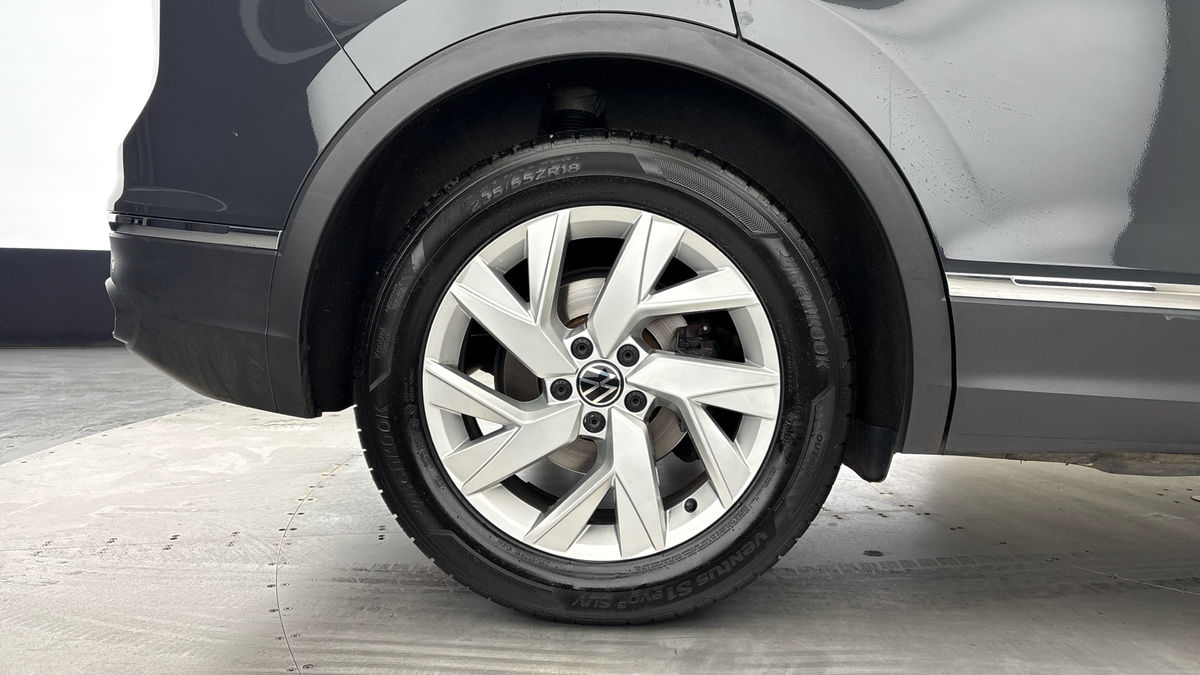 Used Volkswagen Tiguan 2021 for sale - 76497100: Photo 10