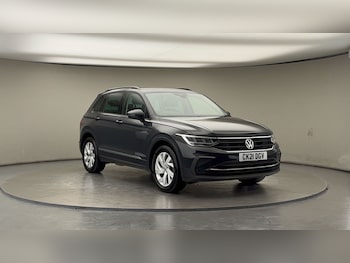 Used Volkswagen Tiguan 2021 for sale - 76497100: Photo