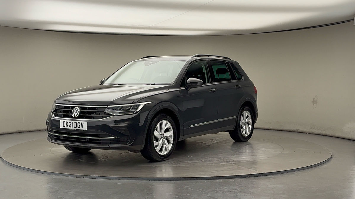 Used Volkswagen Tiguan 2021 for sale - 76497100: Photo 30