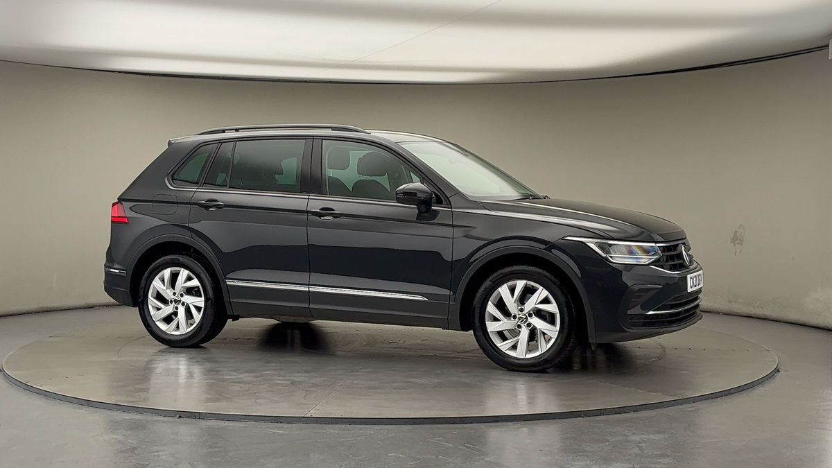 Used Volkswagen Tiguan 2021 for sale - 76497100: Photo 35