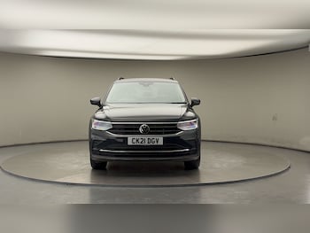 Used Volkswagen Tiguan 2021 for sale - 76497100: Photo