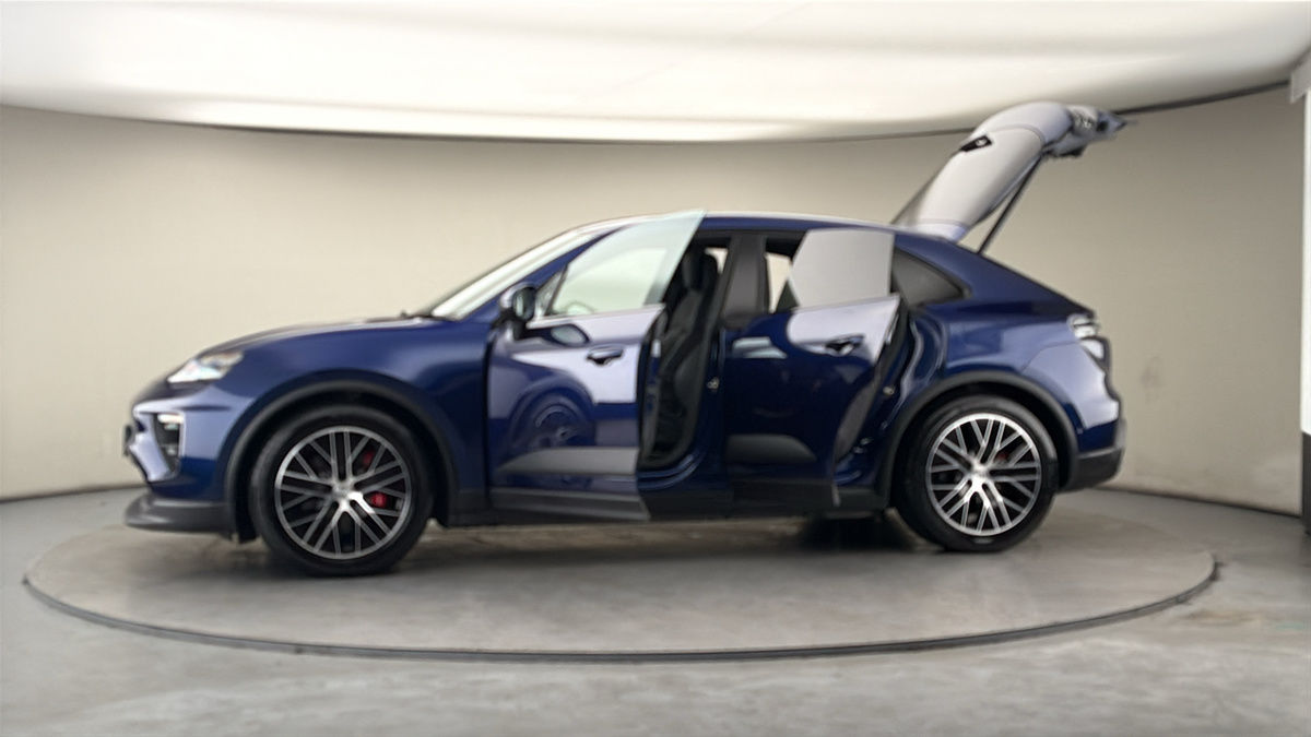 Used Porsche Macan 2024 for sale - 78045298: Photo 47