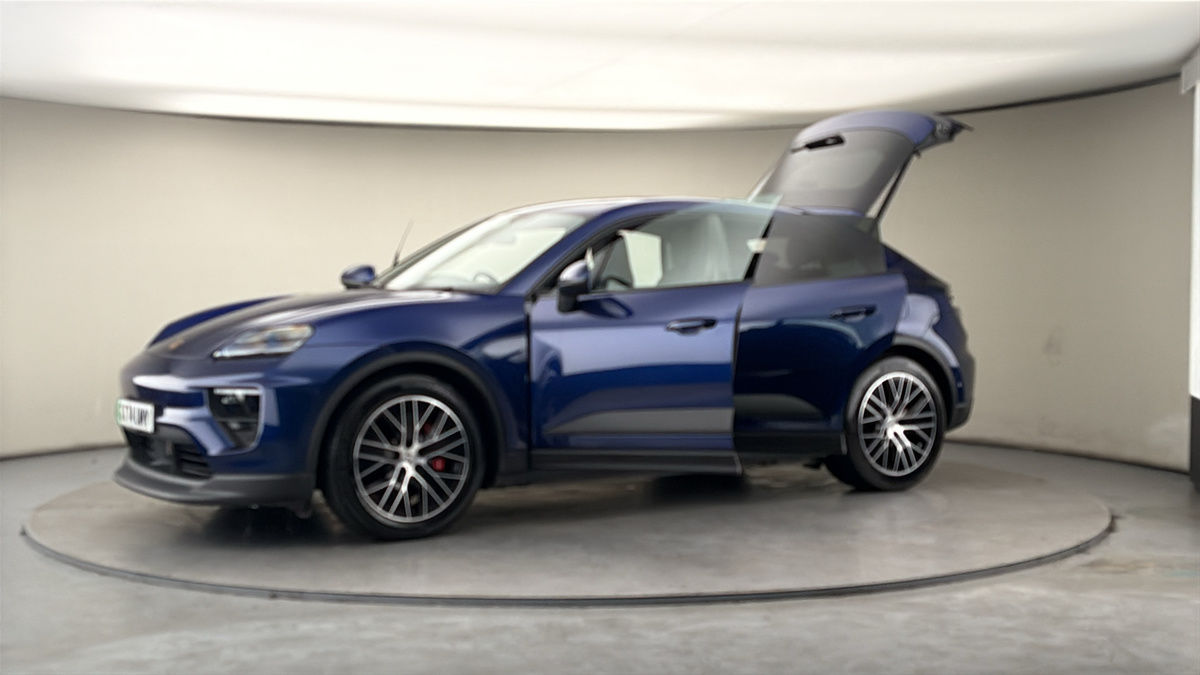 Used Porsche Macan 2024 for sale - 78045298: Photo 48