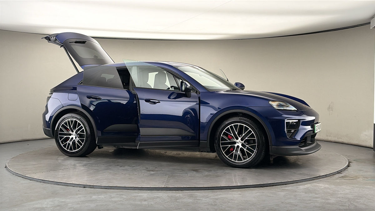 Used Porsche Macan 2024 for sale - 78045298: Photo 54