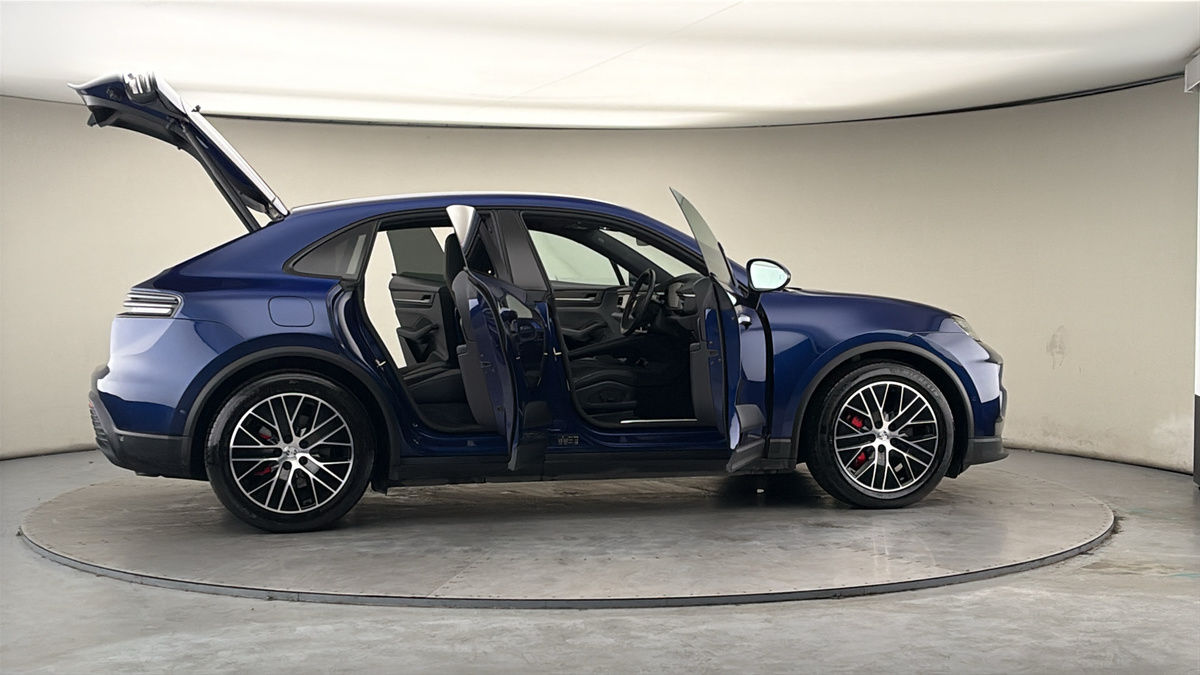 Used Porsche Macan 2024 for sale - 78045298: Photo 56